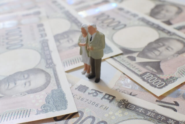 日本人の9割が知らない本当の定年後。生活が破綻しない収入額とは?