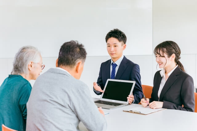 あなたの知らない年収750万~1000万円世帯が見込む老後の収入源