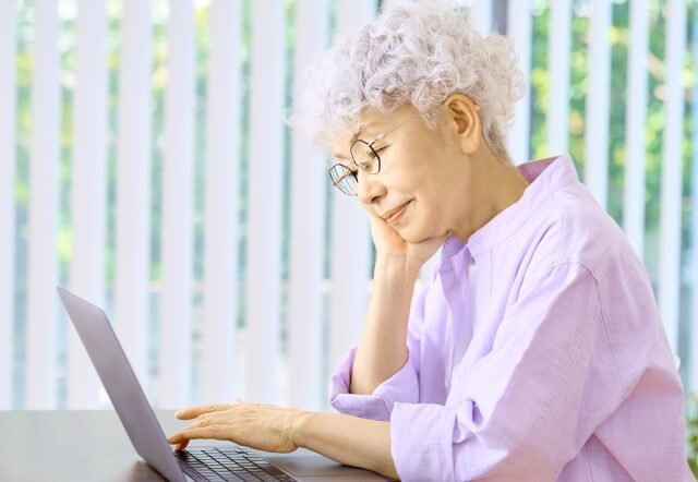 年金月12万円の84歳独居女性の“深夜の楽しみ”が招いた老後破綻の危機