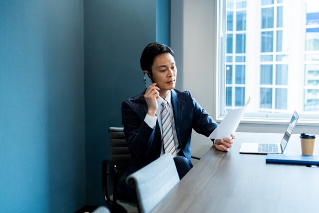 資産1億円を突破した54歳サラリーマンが会社を辞められない理由