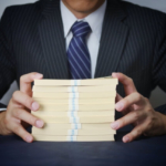 老後資金はいくらあっても足りない!あなたを狙う投資詐欺の実態とは?