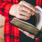 お金と時間の本質に迫る「正直、読み返したくない本1位」の正体